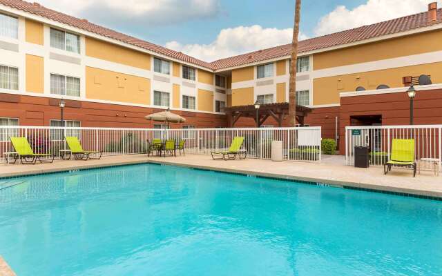 Extended Stay America Suites Phoenix Scottsdale