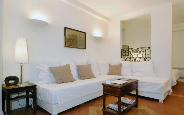 Mithouard Apartment