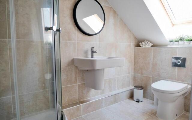 Tolcarne Stay - Luxury Newquay Apartment
