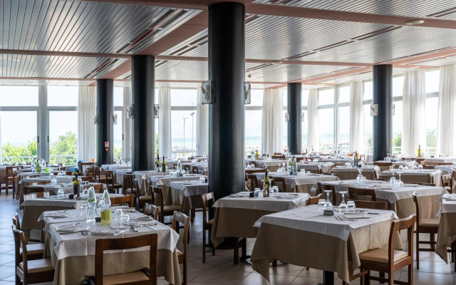 Hotel Cormoran