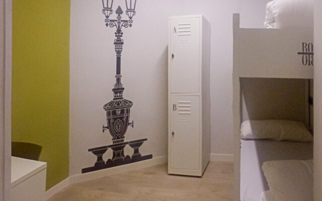 Room 018 Barcelona