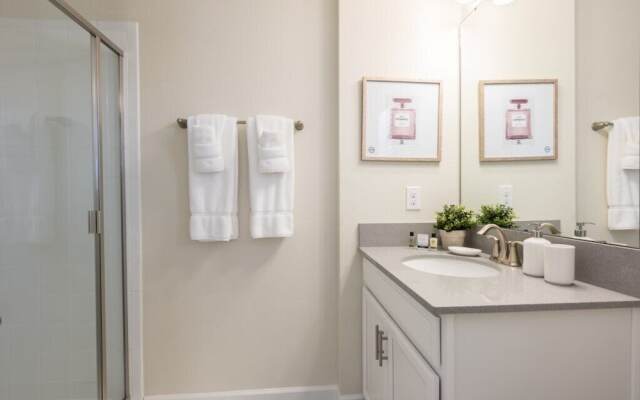 Champions Gate -luxurious 5 Bedroom! Townhouse