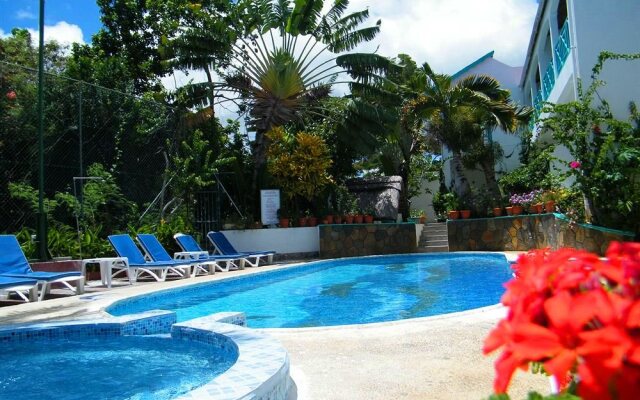 Coral Azur Cosi Holidays