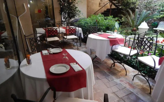 Hotel de La Font