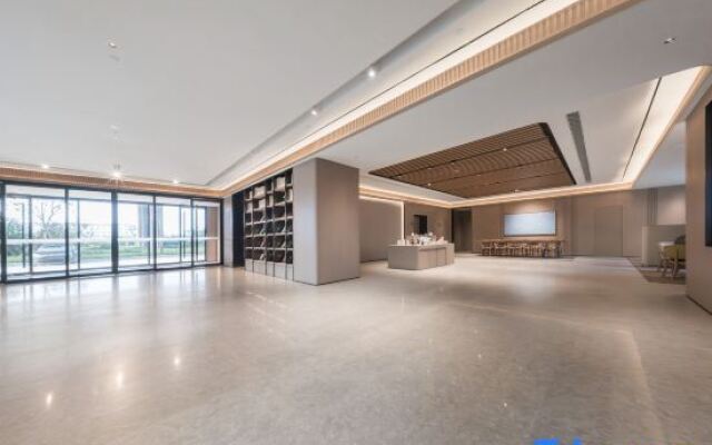 JI Hotel (Qingdao Qiche Beizhan Xianjiazhai Subway Station)