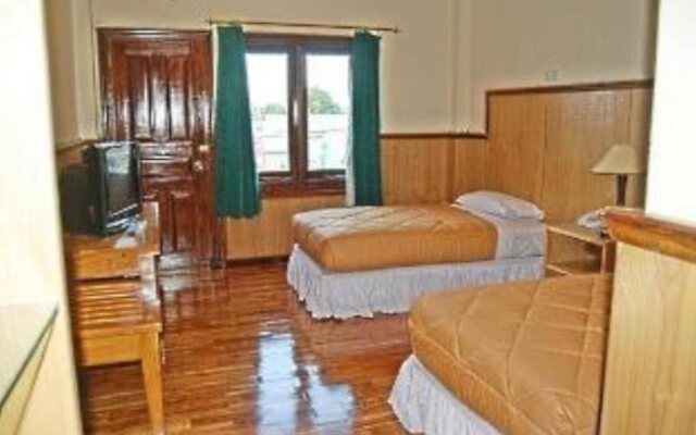 Sylvia Hotel Maumere