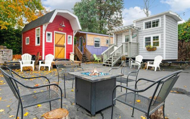 Tiny Digs - Hotel of Tiny Houses