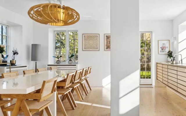 Sanders Swan - Marvellous Villa Close to the Center of Copenhagen