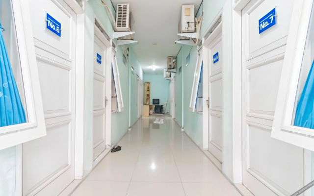 RedDoorz Syariah At Jl Pangeran Hidayatullah Cianjur