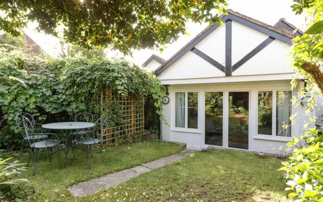 Old Pump Cottage