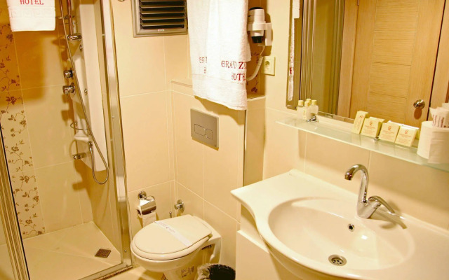 Grand Zeybek Hotel