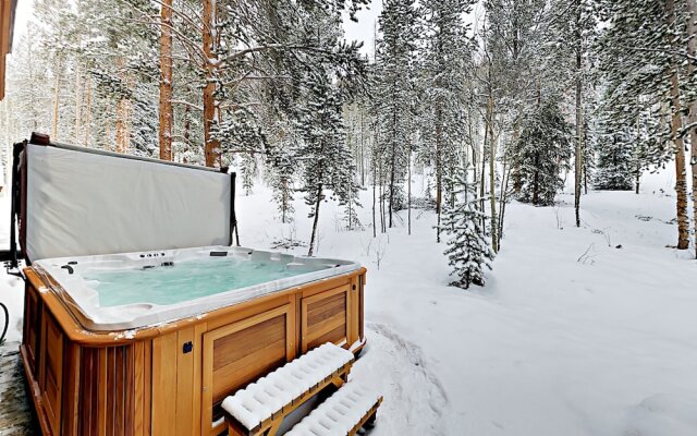 Mountainside Keystone Home by RedAwning