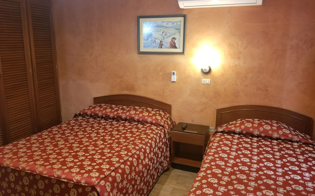 El Brujo Hotel - La Merced