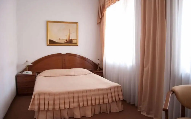 Sonya Hotel