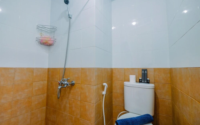 Functional and Artistic 2BR Green Pramuka Apartment