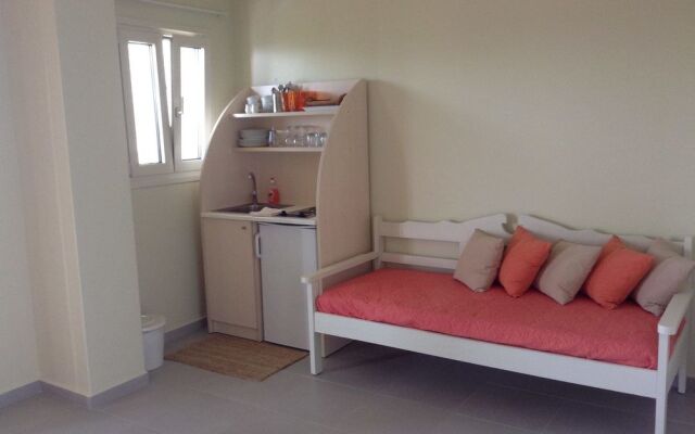 Effi Apartments