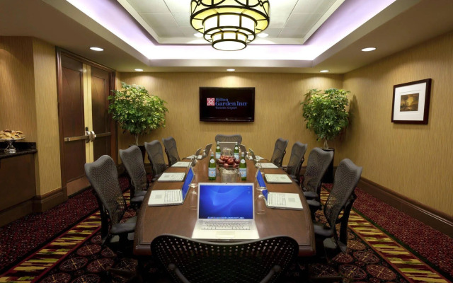Hilton Garden Inn Toronto Airport