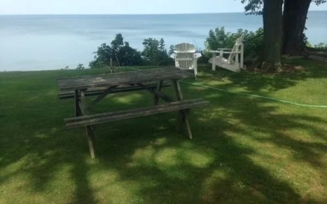 Cottage the Lake Beamsville