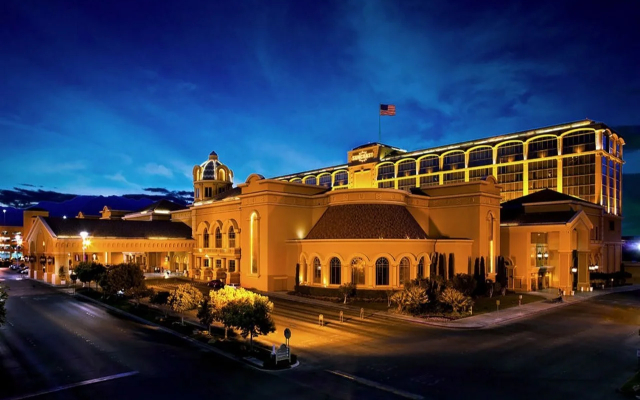 Suncoast Hotel and Casino