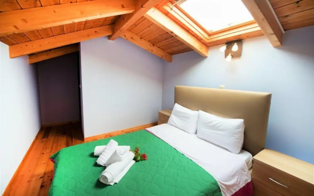 Argo Maisonettes & Suites