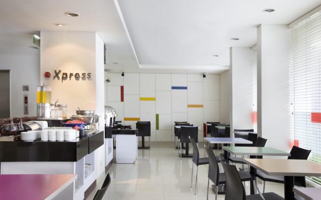 Amaris Hotel Panglima Polim 1