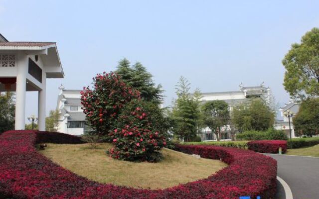 Qingzhu Hotel