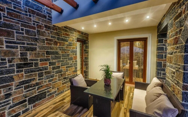 Turtuli Villas By Checkin