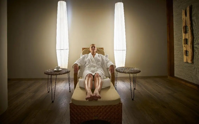 Suite Hotel Eden Mar