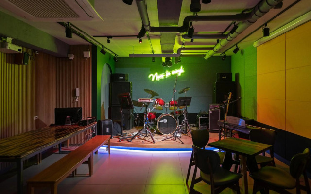 Hotel Gray