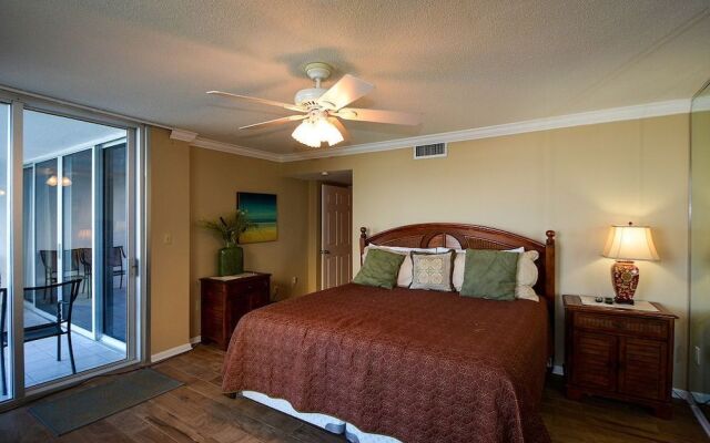 Shoreline 2054 Condo by RedAwning