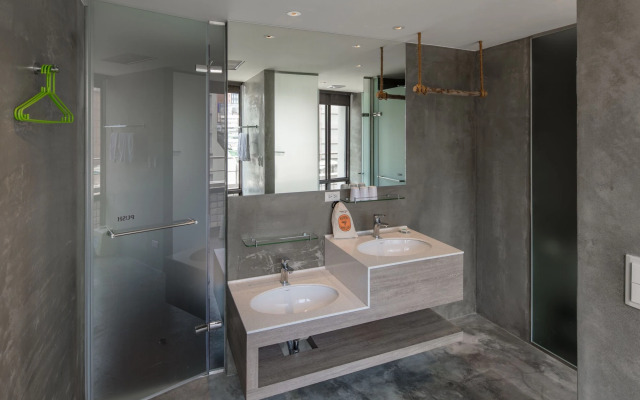 Roaders Hotel Zhonghua