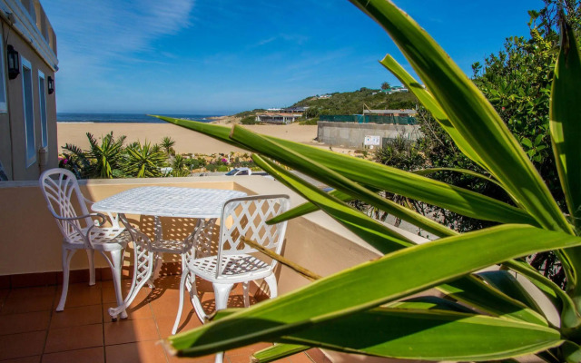 Milkwood Manor on Sea Hotel