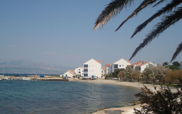 Aparthotel Marina Gromela