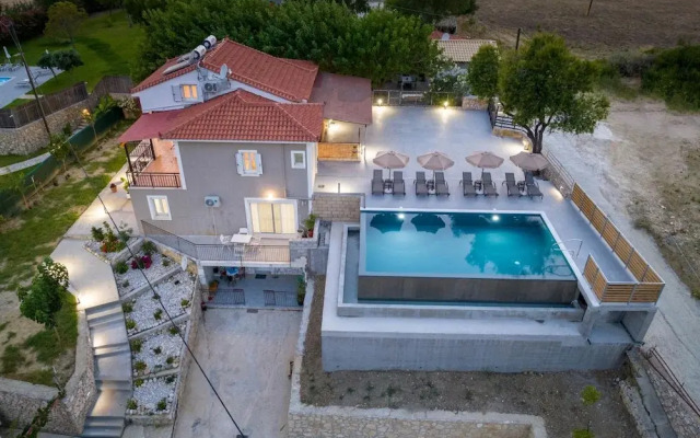 Iphigenia Apartments at Katelios
