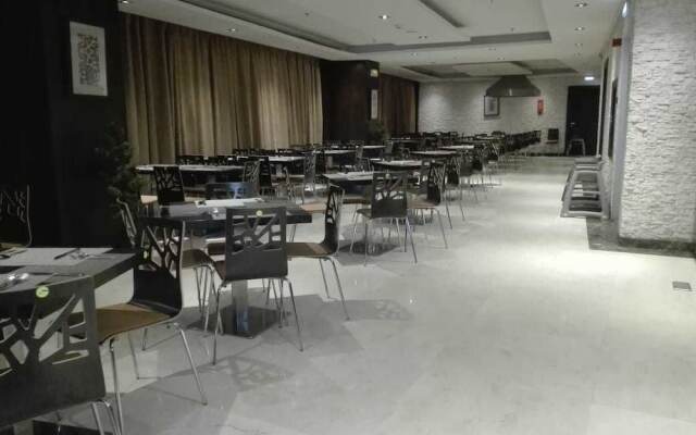 Arak Ajyad Hotel