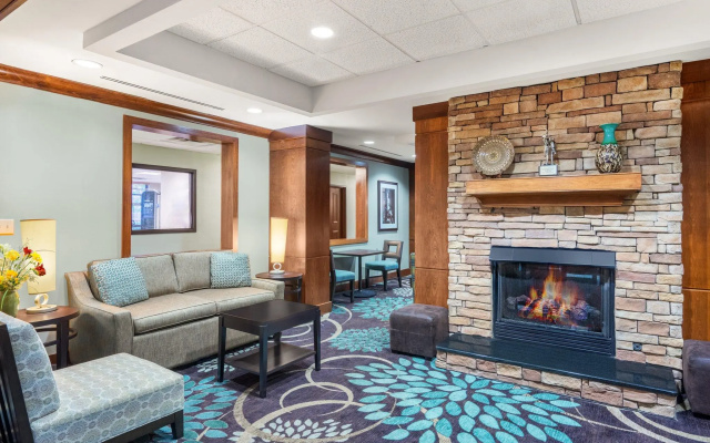 Staybridge Suites Memphis - Poplar Ave East by IHG