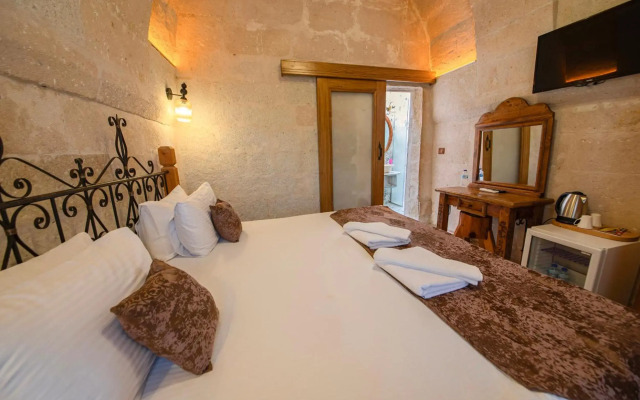 Roma Cave Suite Hotel