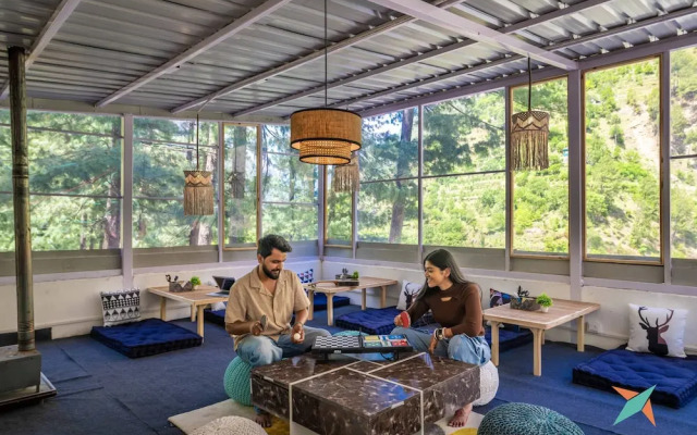 Zostel Homes Tirthan - Gushaini