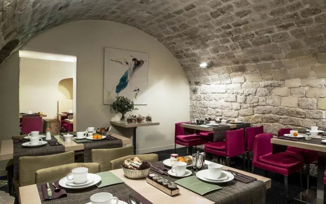 Hôtel de la Place du Louvre