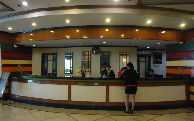 Holiday Plaza Hotel - Cebu