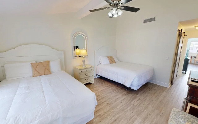 Shoreline Garden 02 2 Bedroom Townhouse