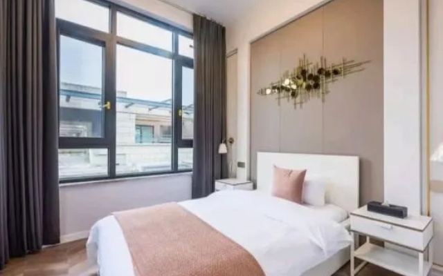 Grey soup dawn lakeside hot spring resort villa – Guest Rooms – Changsha