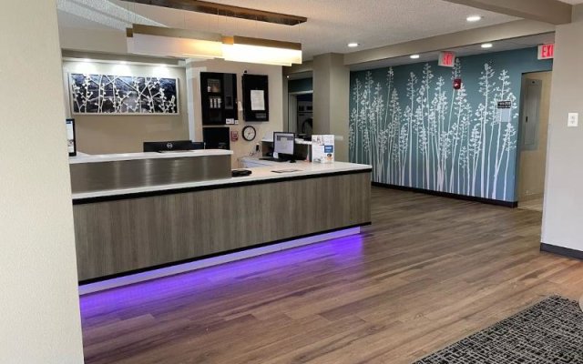 Days Inn & Suites by Wyndham Boardman