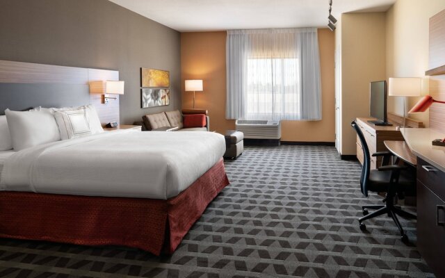 TownePlace Suites Fresno Clovis
