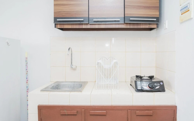 Sleek 2BR at Serpong Greenview Apartment near BSD
