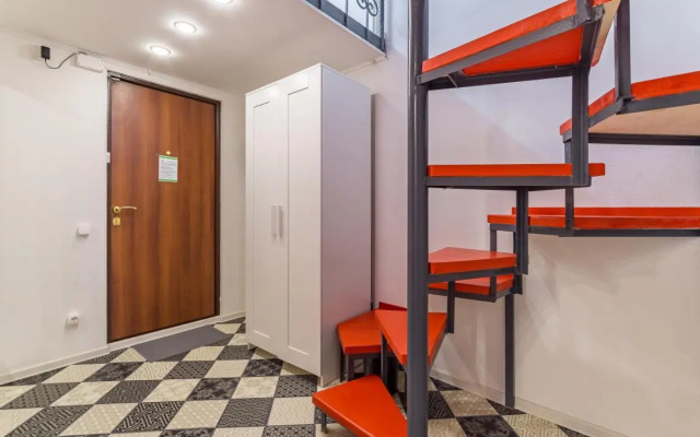 Этажидейли на улице Тверитина