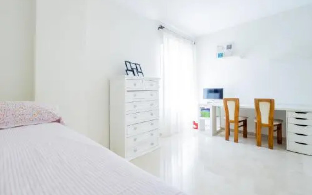 Cubo's Apartamento 1/A Arenas de Marbella