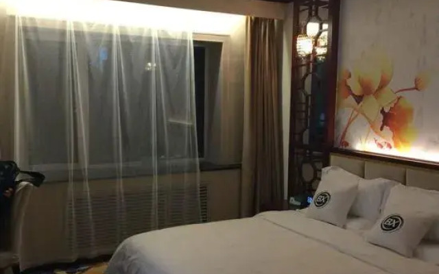 Bai Xiang Holiday Hotel (Harbin Central Street)