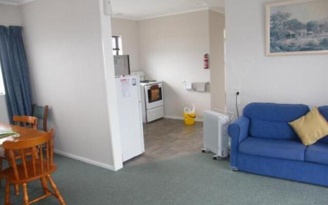 Kowhai Court MOTEL Apartments