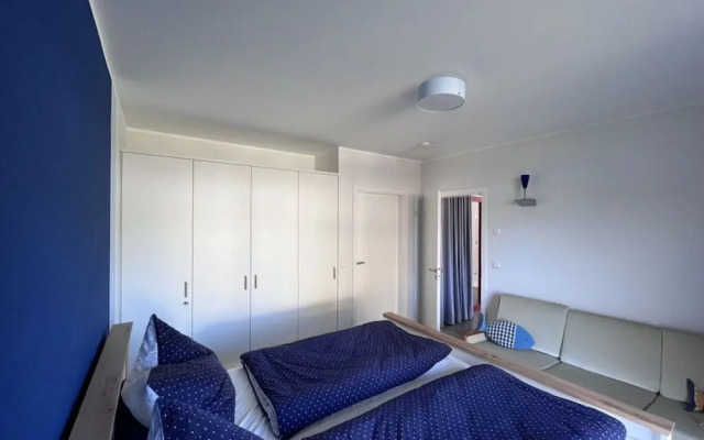 Small Boulder Comfortable Vacation Home